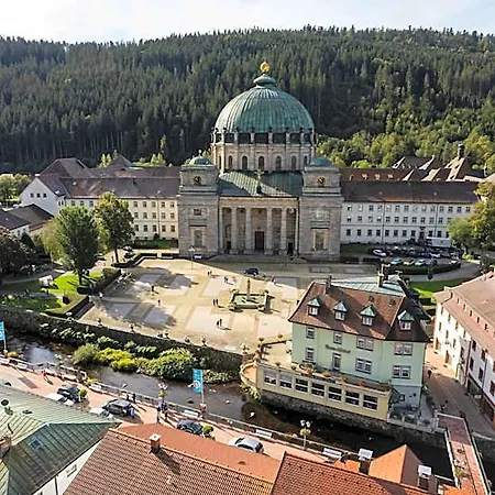 Dom-hotel Höchenschwand